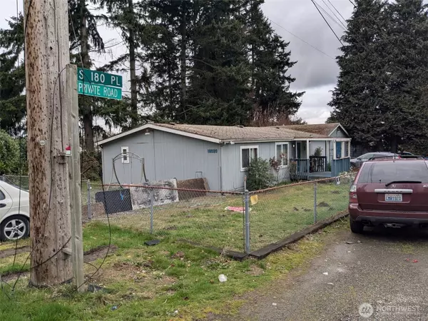 18020 4th AVE S, Burien, WA 98148