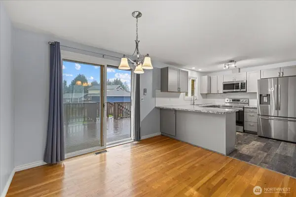 13729 8th AVE S, Burien, WA 98168