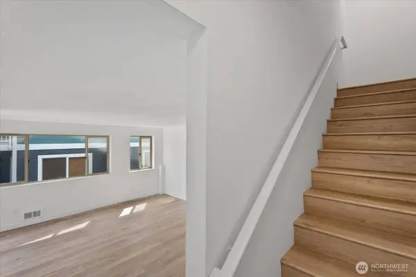 216 Broadway #3, Tacoma, WA 98402