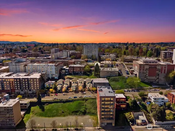 216 Broadway #3, Tacoma, WA 98402