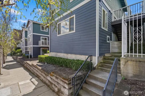 216 Broadway #3, Tacoma, WA 98402