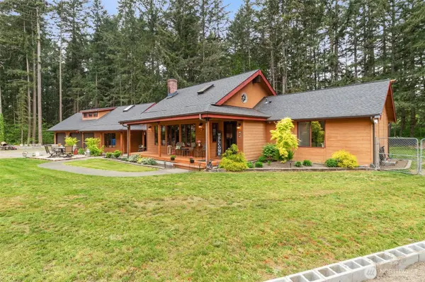 6205 255th Street Ct E, Graham, WA 98338