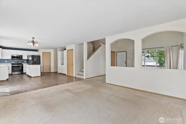 11820 126th Street Ct E, Puyallup, WA 98374