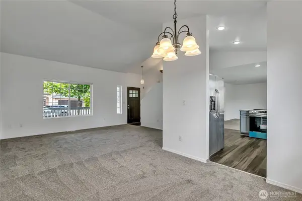 1108 200th Street Ct E, Spanaway, WA 98387