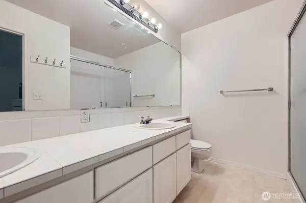 1131 115th ST SW #J3, Everett, WA 98204