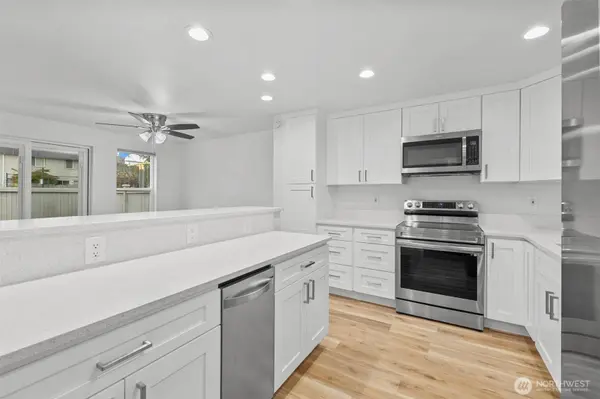 730 112th ST SW #I-4, Everett, WA 98204