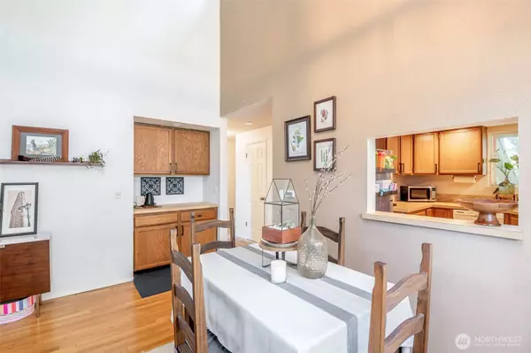 15266 Sunwood BLVD #D31, Tukwila, WA 98188