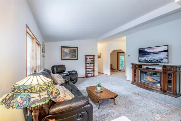 15320 124th Avenue Ct E #74, Puyallup, WA 98374