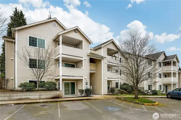 11915 Roseburg AVE S #204, Burien, WA 98168