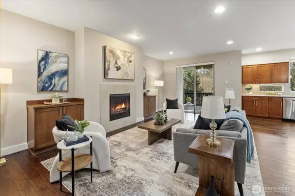 8504 130 PL SE #F103, Newcastle, WA 98056