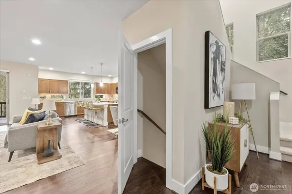 8504 130 PL SE #F103, Newcastle, WA 98056
