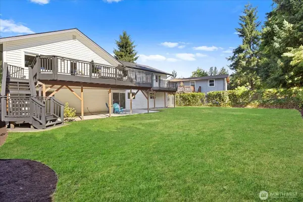 6018 152nd AVE NE, Redmond, WA 98052