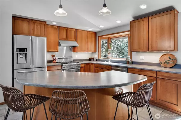 20505 SE 334th PL, Auburn, WA 98092