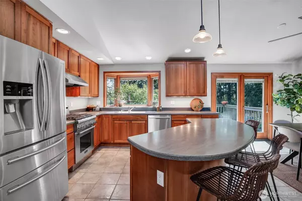 20505 SE 334th PL, Auburn, WA 98092