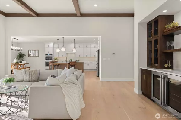 541 SW 366th ST #1, Federal Way, WA 98023