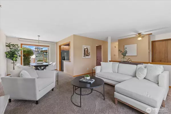 2003 S 301st PL, Federal Way, WA 98003