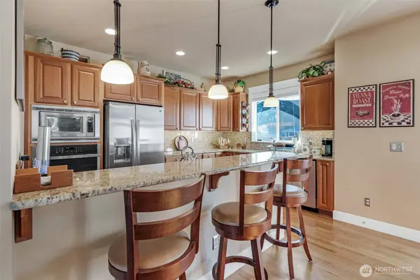 7228 Rosemount CIR, Tacoma, WA 98465