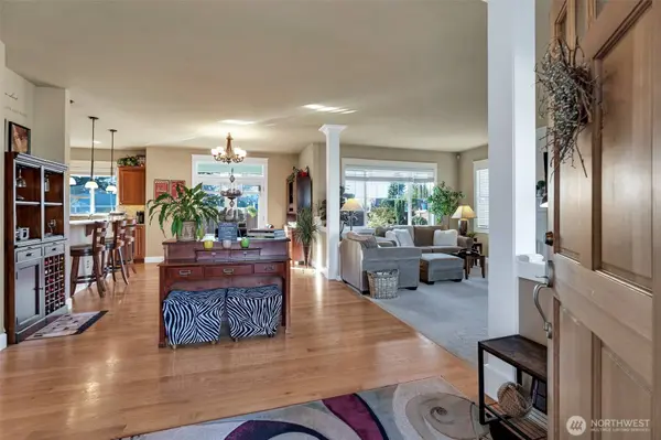 7228 Rosemount CIR, Tacoma, WA 98465