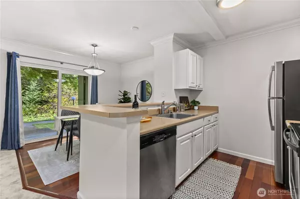 31500 33rd PL SW #N103, Federal Way, WA 98023