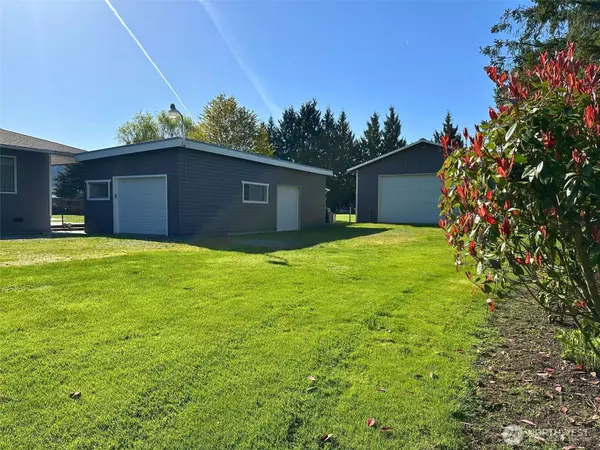16502 88th ST E, Sumner, WA 98390