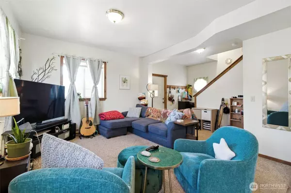 1215 S 16th ST, Tacoma, WA 98405