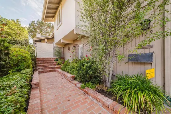 139 Sinaloa Court, Solana Beach, CA 92075