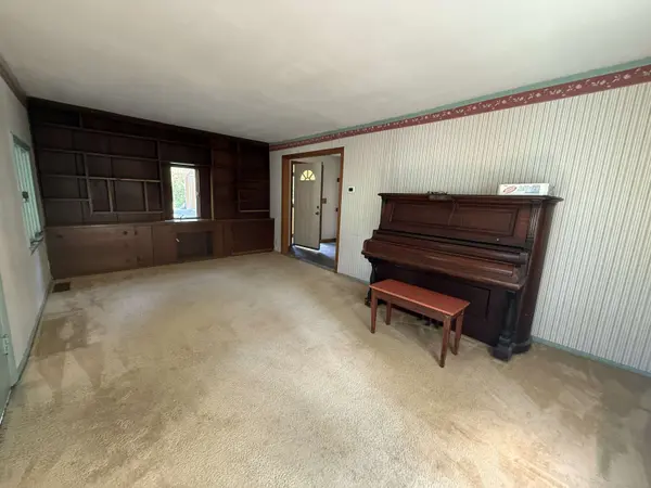 31 Obtuse Road South, Brookfield, CT 06804