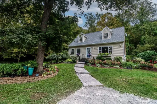 18 Mountain View Road, Kent, CT 06757