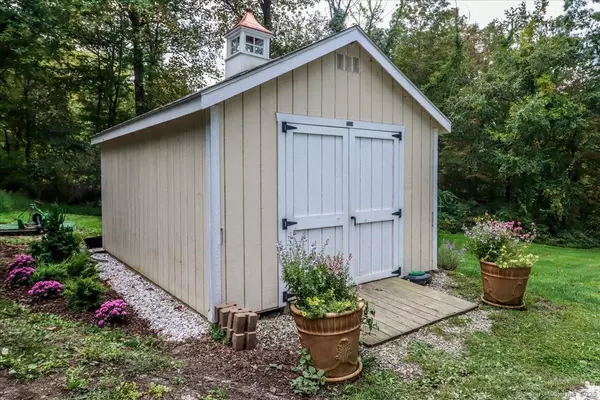 18 Mountain View Road, Kent, CT 06757