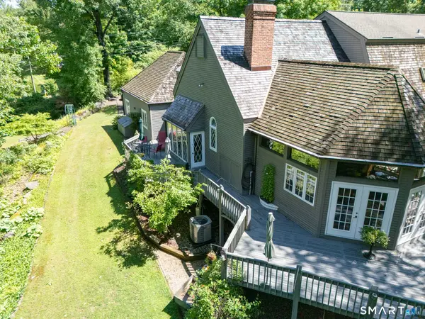 82 Taunton Hill Road, Newtown, CT 06470