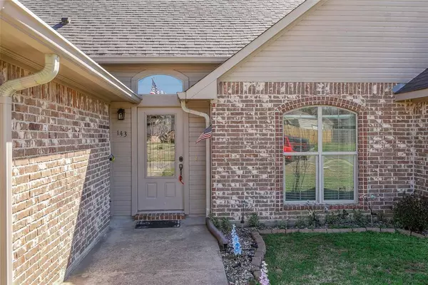 143 Lola Circle, Benton, LA 71006