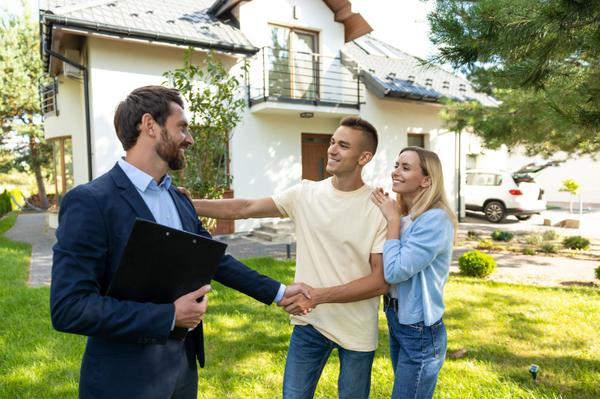 Why Summer Might Be the Perfect Time to Start Investing in Vacation Rentals