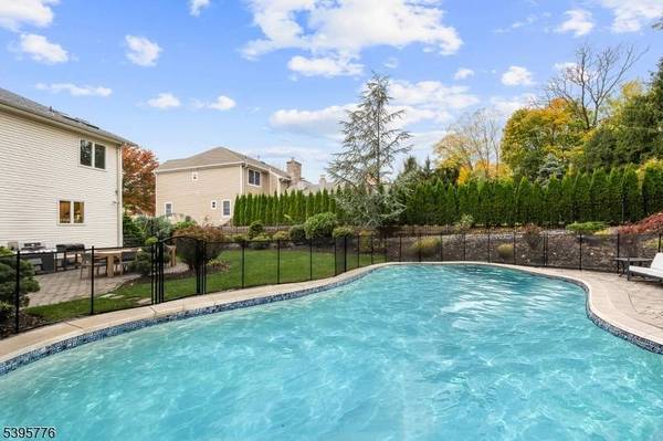 26 Stratton Dr, Wayne Twp., NJ 07470