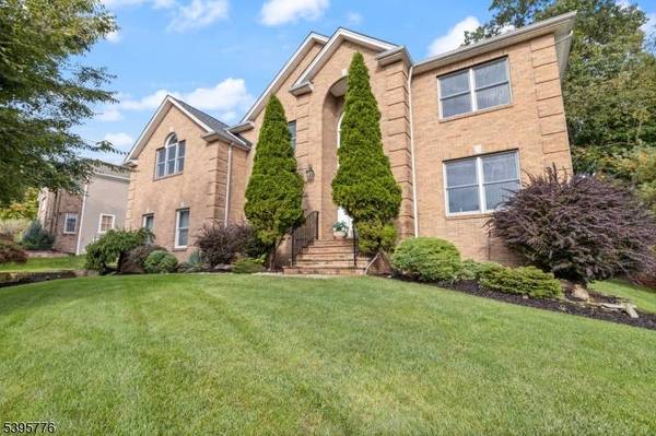 26 Stratton Dr, Wayne Twp., NJ 07470