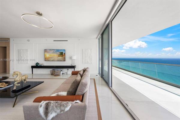 18501 Collins Ave #2504, Sunny Isles Beach, FL 33160