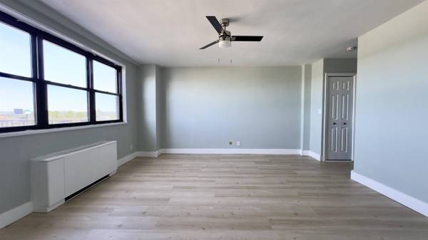1225 KENNEDY BLVD #5C, Bayonne, NJ 07002