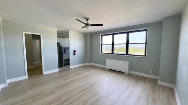 1225 KENNEDY BLVD #5C, Bayonne, NJ 07002