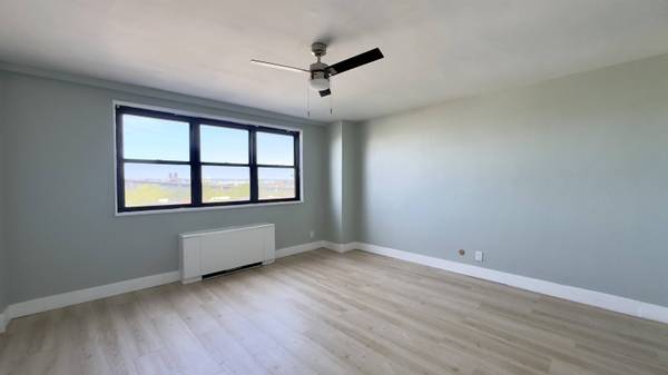 1225 KENNEDY BLVD #5C, Bayonne, NJ 07002