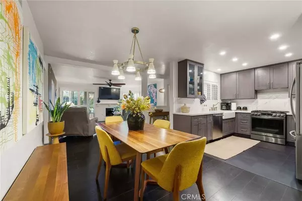 4852 Cabana DR #102, Huntington Beach, CA 92649