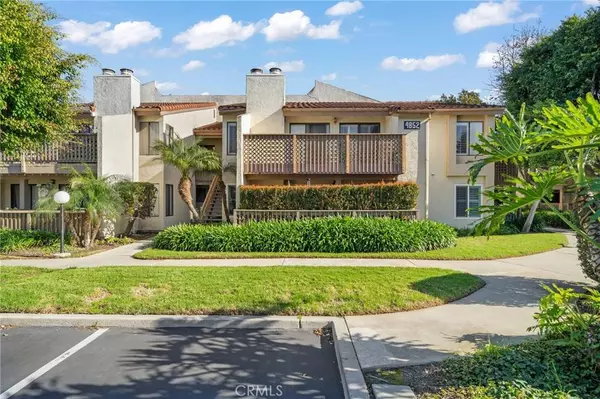 4852 Cabana DR #102, Huntington Beach, CA 92649