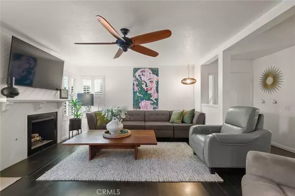 4852 Cabana DR #102, Huntington Beach, CA 92649