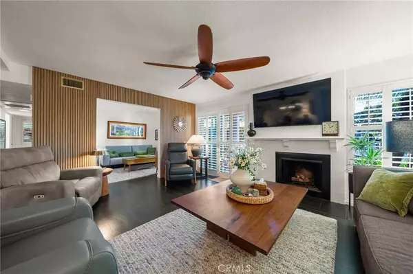 4852 Cabana DR #102, Huntington Beach, CA 92649