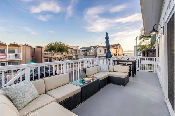 111 38th, Newport Beach, CA 92663