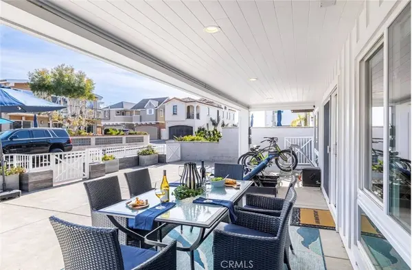 111 38th, Newport Beach, CA 92663