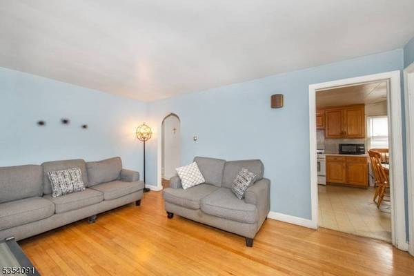 68 Charles St, Belleville Twp., NJ 07109