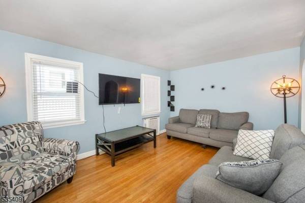 68 Charles St, Belleville Twp., NJ 07109