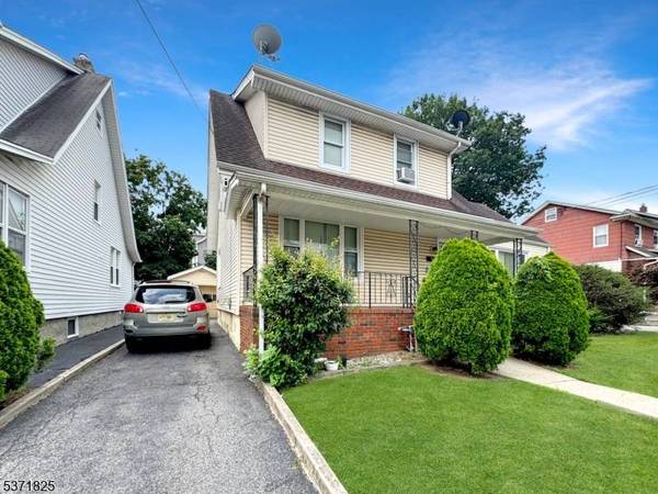 93 Piaget Ave, Clifton City, NJ 07011