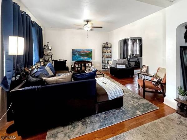 93 Piaget Ave, Clifton City, NJ 07011