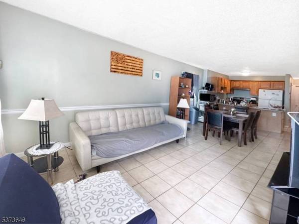 309-311 Van Houten St, Paterson City, NJ 07501