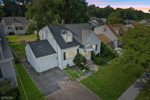 79 Ridgewood Rd, Clifton City, NJ 07012